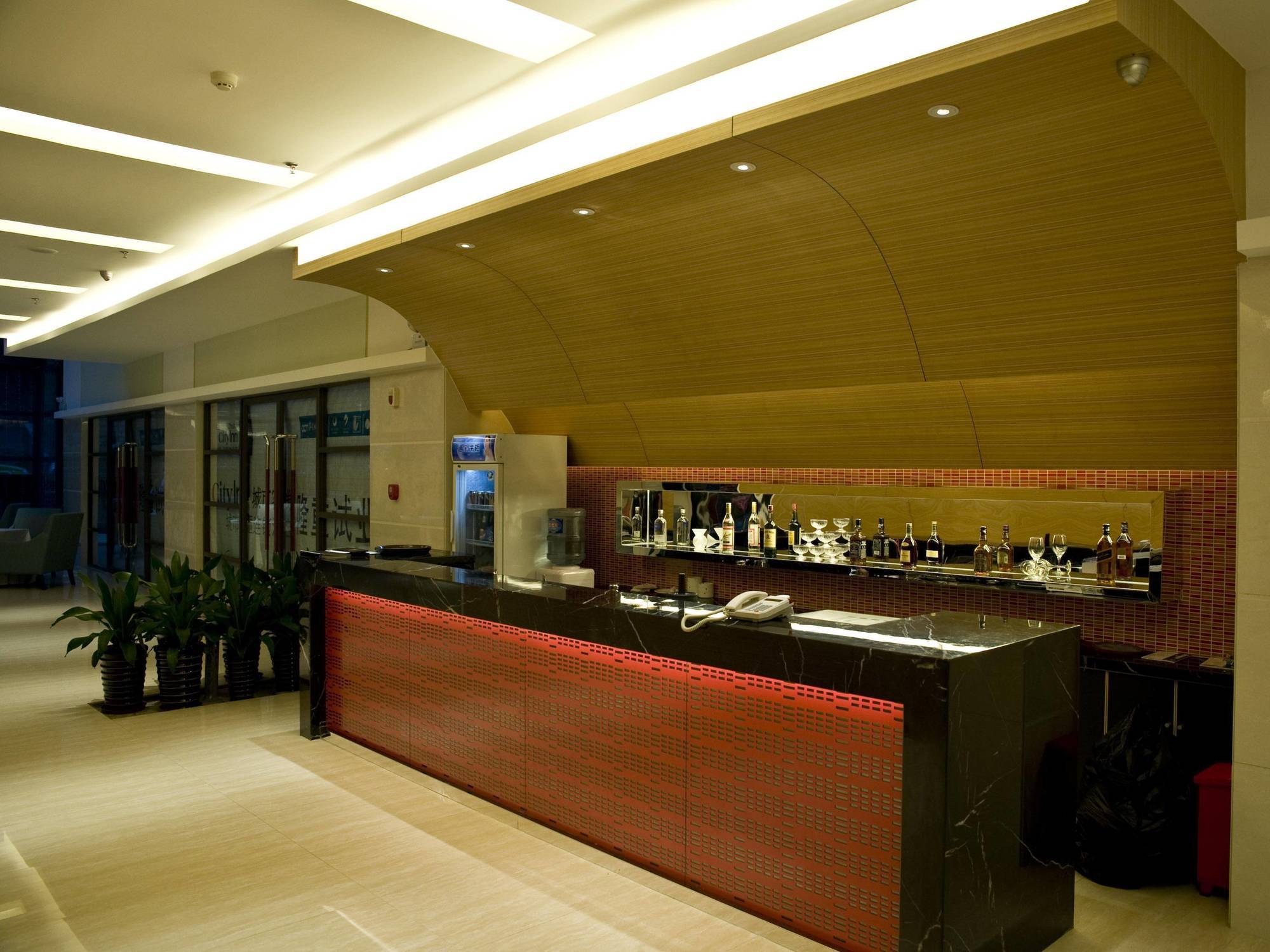 Joy Inn Gongbei Zhuhai Exterior foto